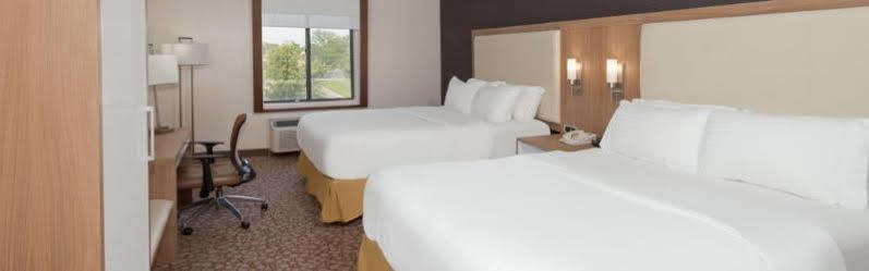 Holiday Inn Express Hotel & Suites Brookville, An Ihg Hotel Exterior photo
